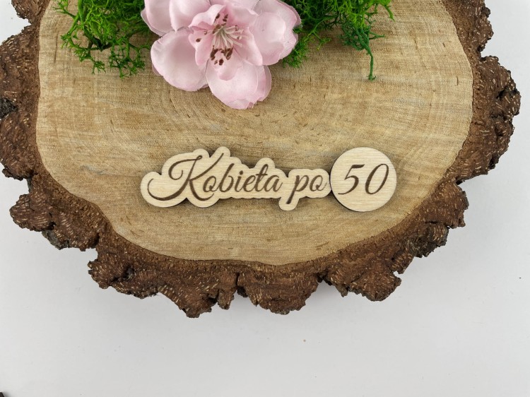 kobieta po 50-tce-drewniana.JPG