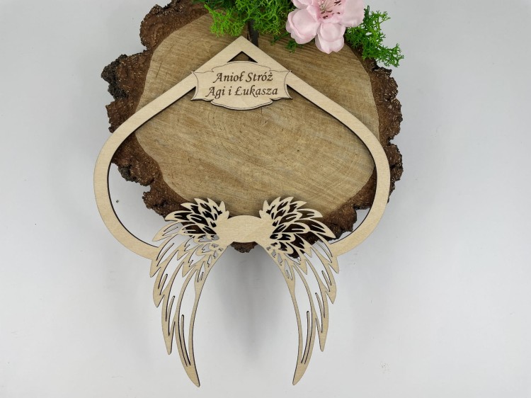 skrzydła-na -obreczy-drewno.JPG
