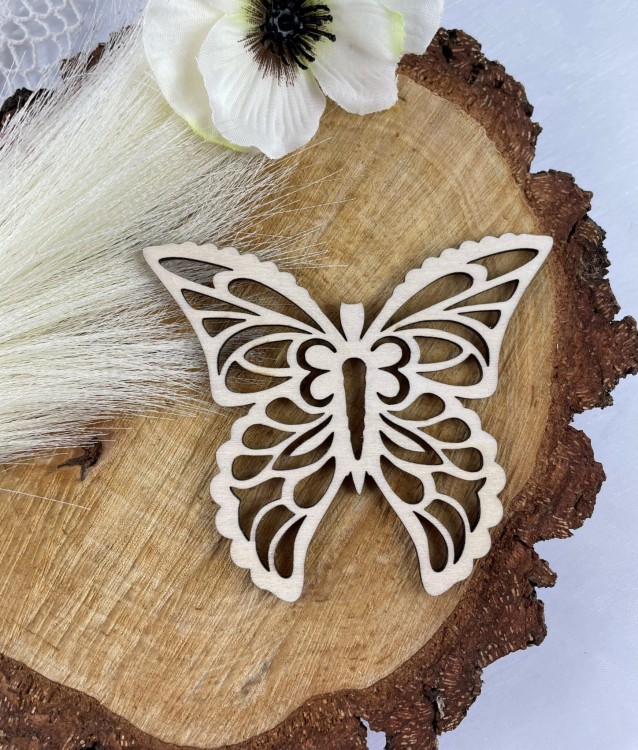 Skrzydełka ażurowe do aniołka. Wzór 24. Materiał sklejka drewniana Wielkość 10 cm. x 9 cm.